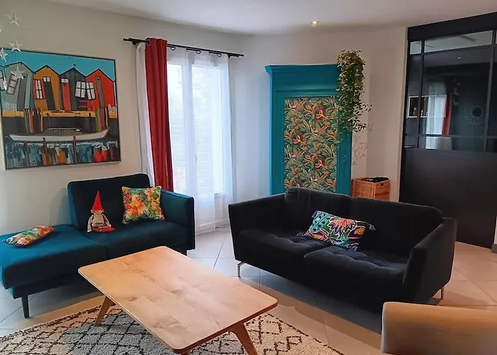 Pape Clement, Maison Avec Piscine. Pessac